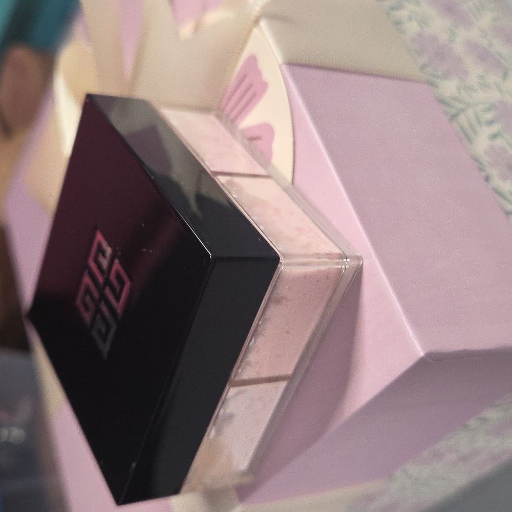 Givenchy Prisme Libre Voile Rose 🌹 - Picture 6 of 10